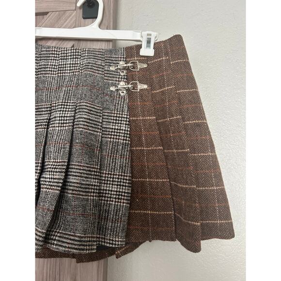 NWT Avec Les Filles mixed Pattern pleated mini skirt large - Picture 4 of 10